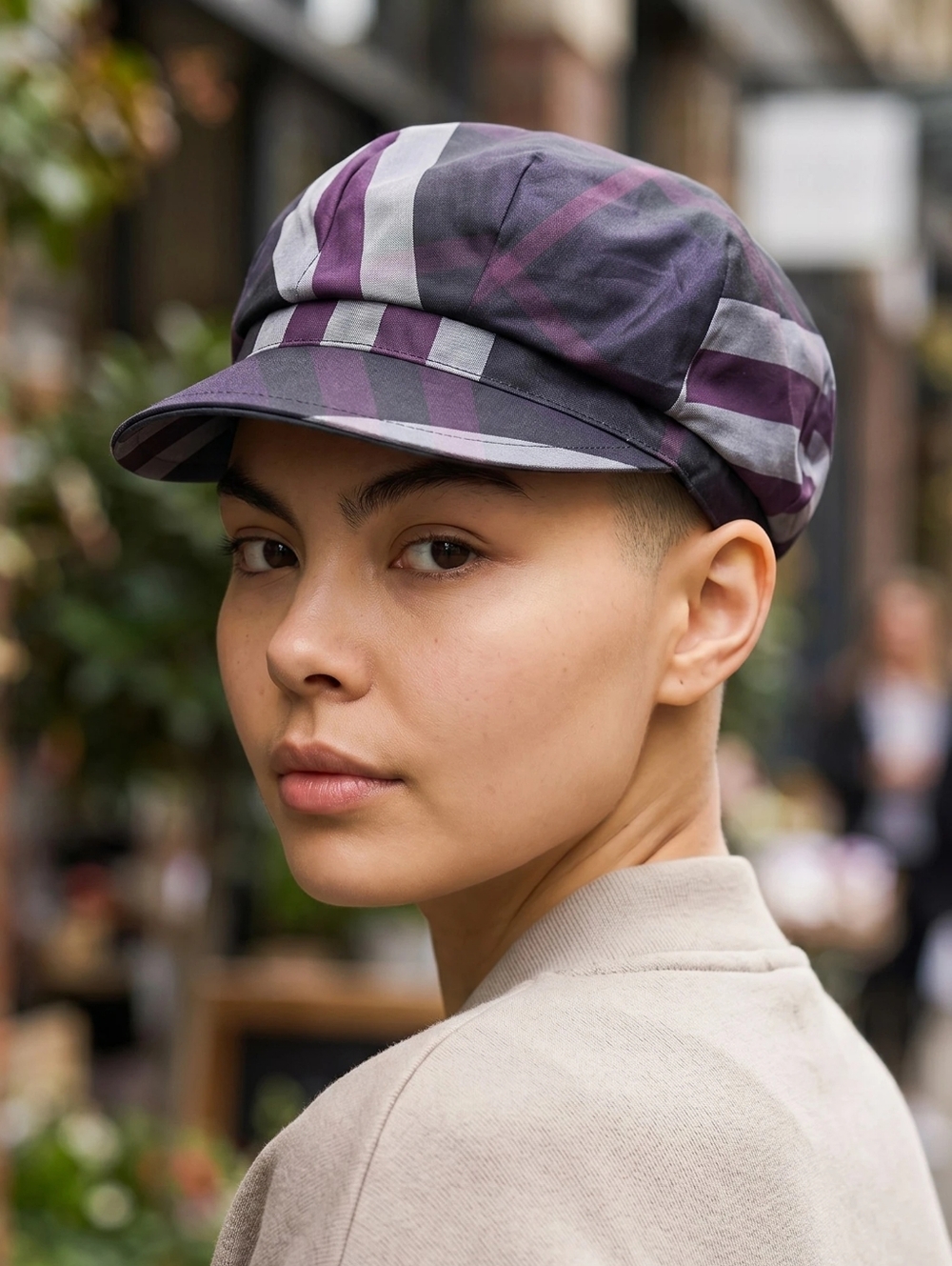 Burberry Newsboy Cap in Nova Check Plum and Gray - Picture 7 of 8